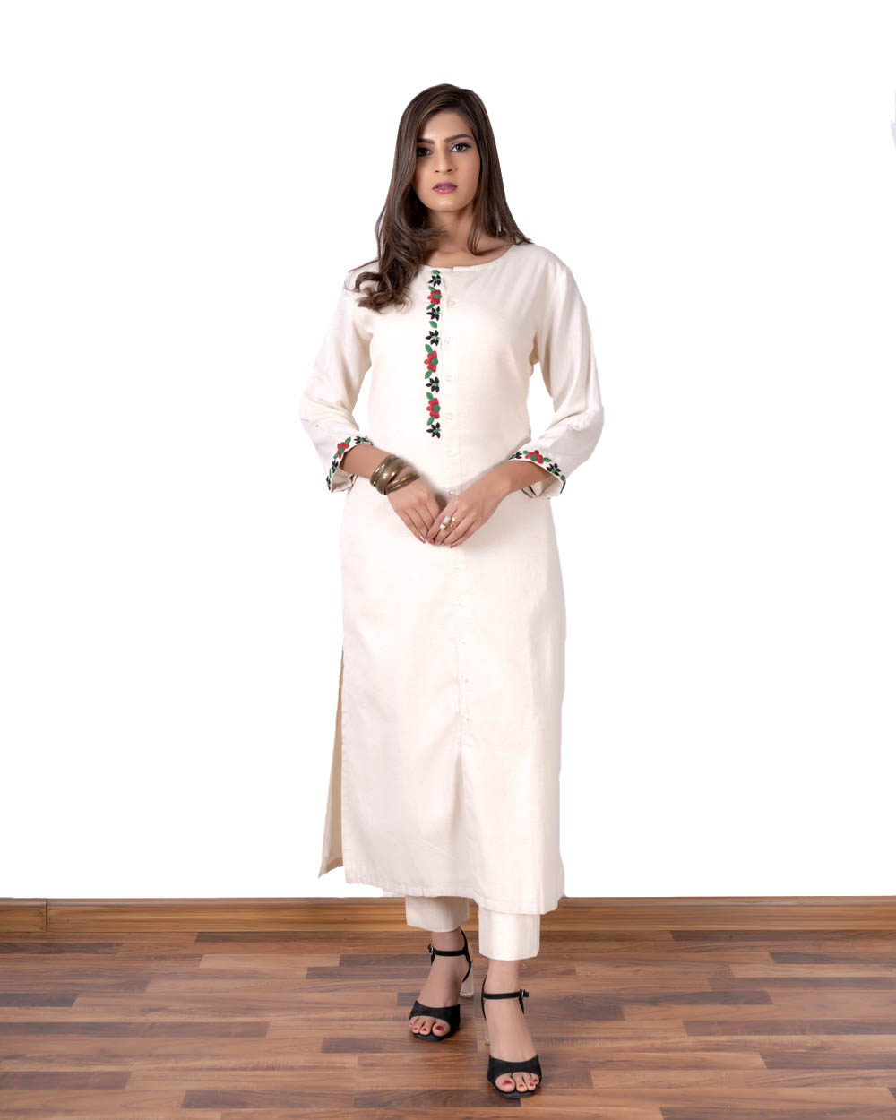 Buy CFM White Kurti With Sleeves And Chicken Border Online  599 from  ShopClues